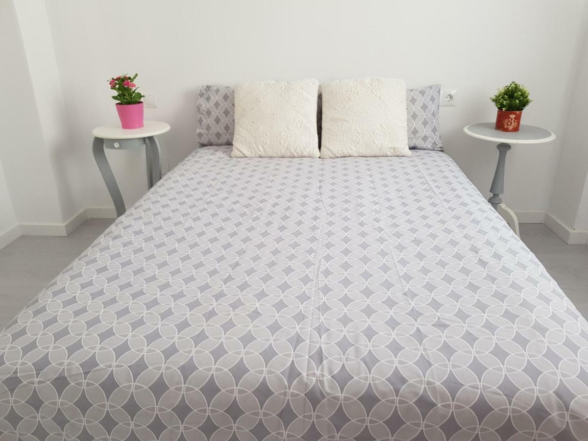 Carmen Apartments Station مالقة المظهر الخارجي الصورة
