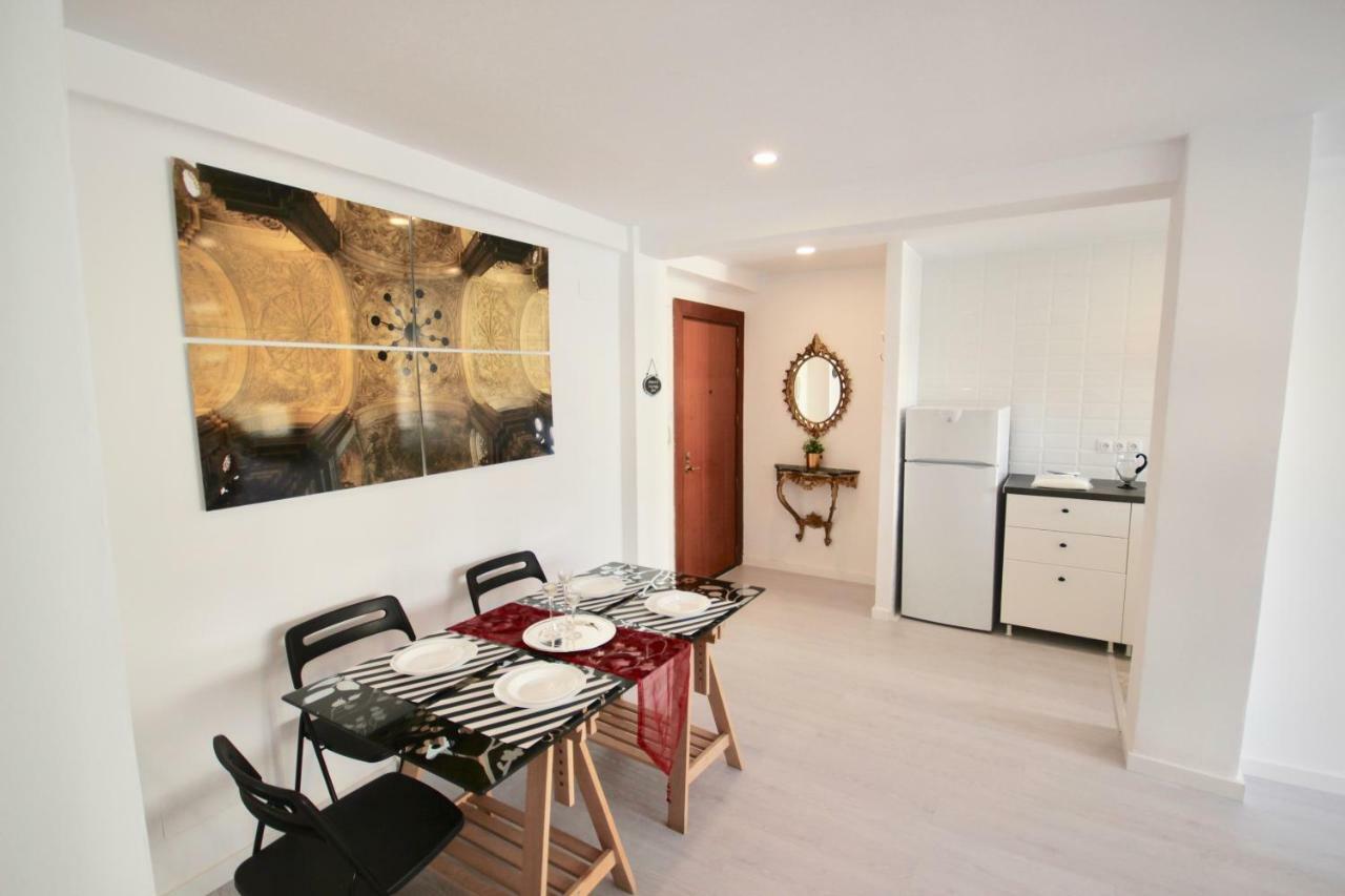 Carmen Apartments Station مالقة المظهر الخارجي الصورة